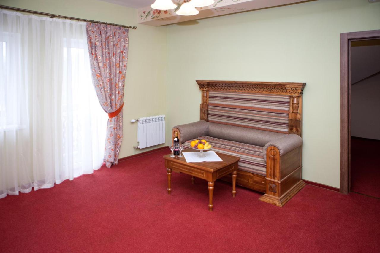 מלון ולאדימיר Russkaya Derevnya מראה חיצוני תמונה